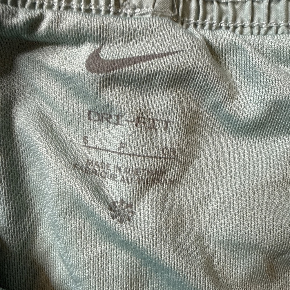 Nike Women's Tempo Dri-Fit Lined Running Shorts Green Size S - Picture 5 of 5